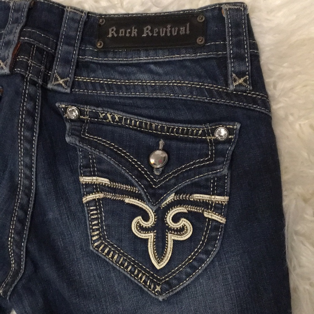 Rock Revival Gwen boot cut Jean. Size 27.